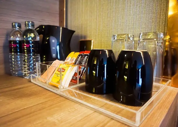 Glow Sukhumvit 5 4*